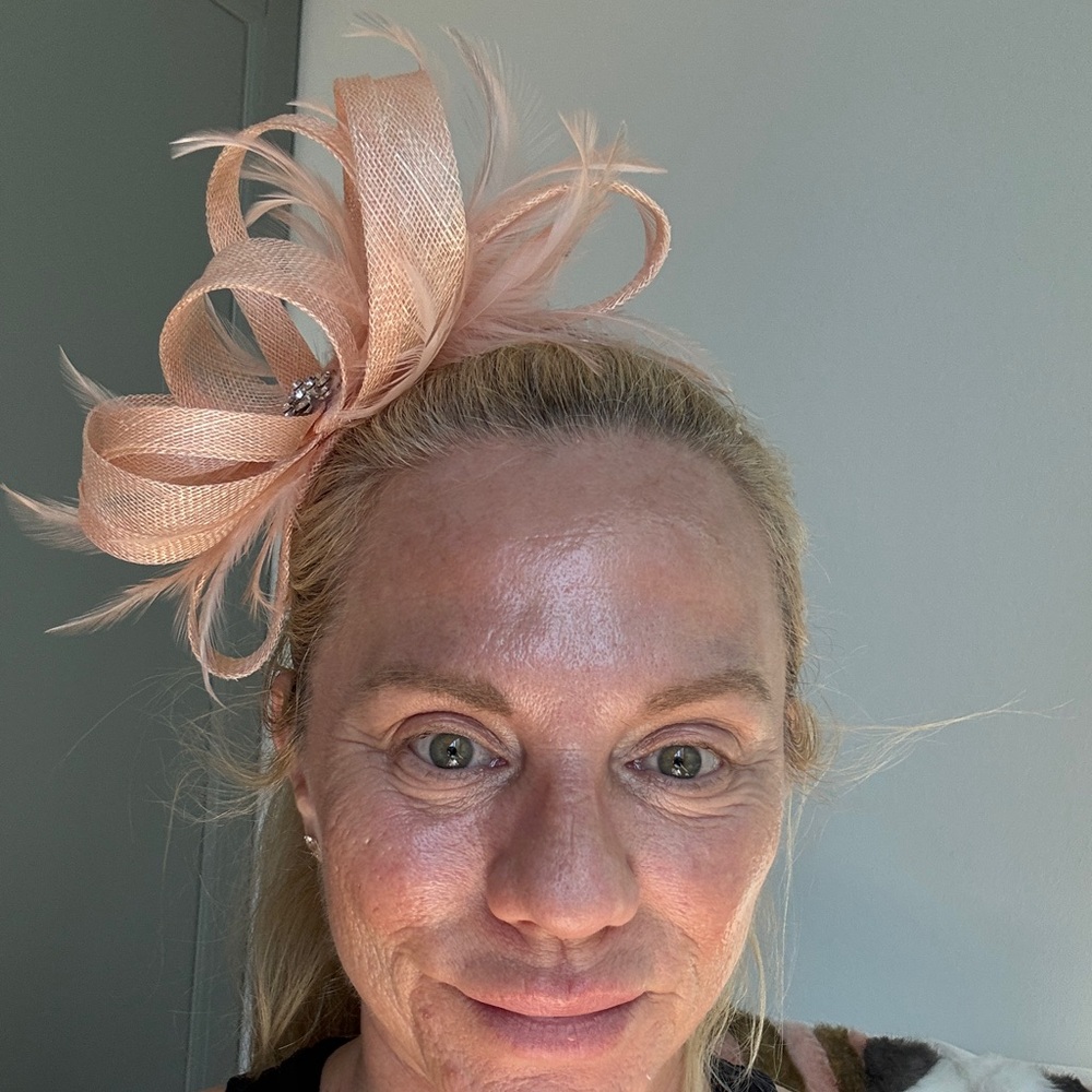 Peach Fascinator with Feathers handmade in London. - Picture 3 of 7